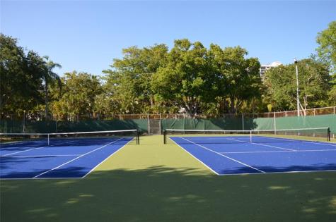6247 Bay Club Drive Fort Lauderdale FL 33308