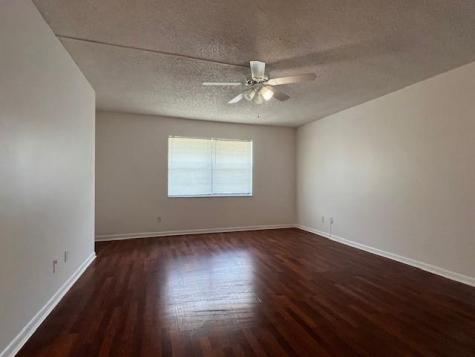 2609 N 40th Avenue Hollywood FL 33021