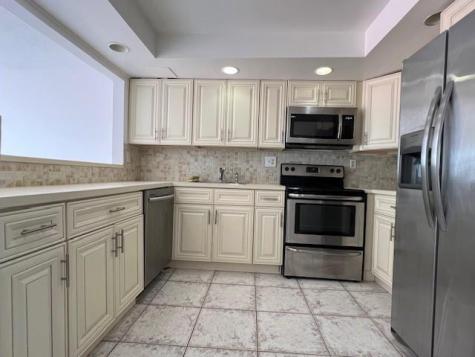 2609 N 40th Avenue Hollywood FL 33021