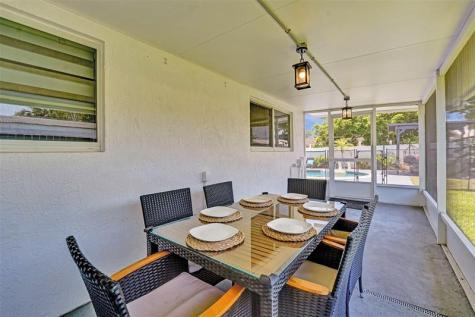 6740 Custer Hollywood FL 33024
