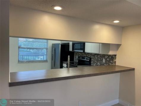 3993 Cypress Reach Court Pompano Beach FL 33069