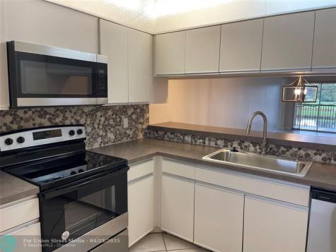 3993 Cypress Reach Court Pompano Beach FL 33069