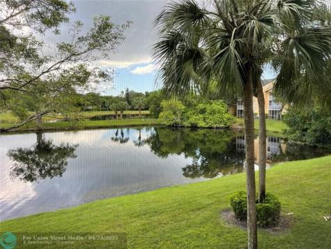 3993 Cypress Reach Court Pompano Beach FL 33069