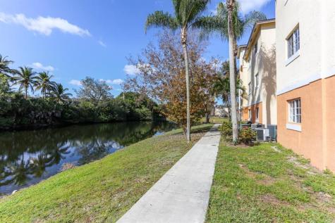 3680 N 56th Avenue Hollywood FL 33021