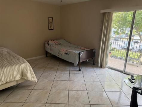 1301 SW 135th Terrace Pembroke Pines FL 33027