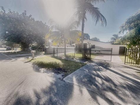 1728 NW 114th Street Miami FL 33167