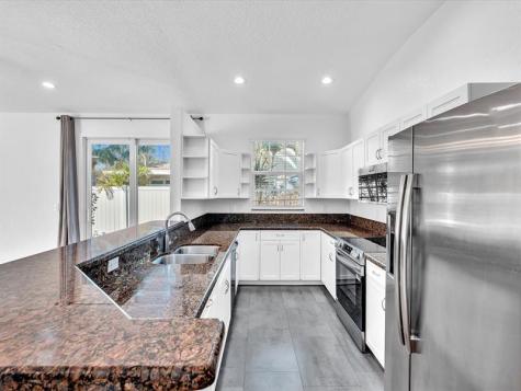 2807 Frederick Boulevard Delray Beach FL 33483