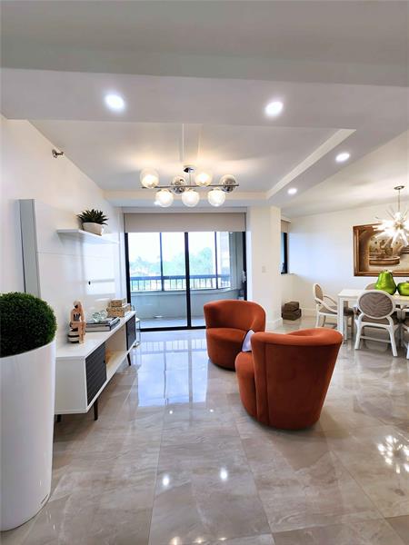 6463 La Costa Drive Boca Raton FL 33433