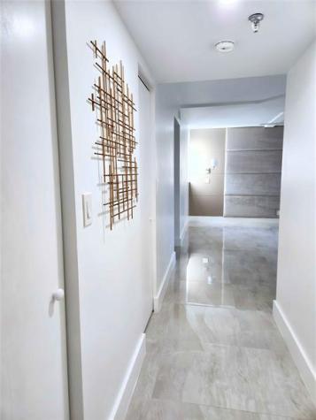 6463 La Costa Drive Boca Raton FL 33433
