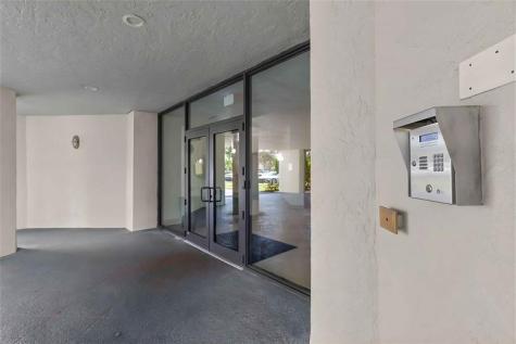 6463 La Costa Drive Boca Raton FL 33433
