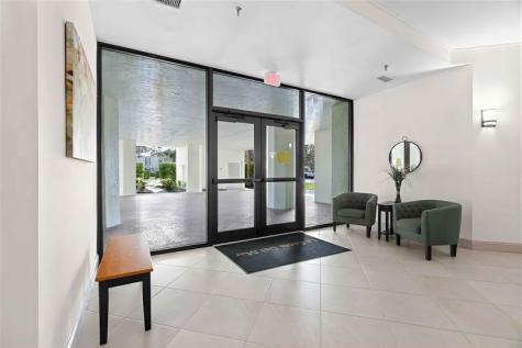 6463 La Costa Drive Boca Raton FL 33433