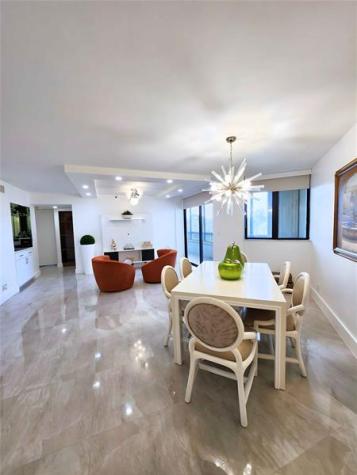 6463 La Costa Drive Boca Raton FL 33433
