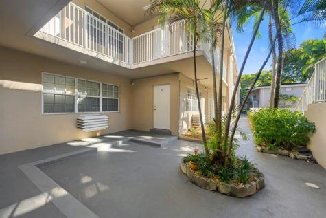 6565 Santona Street Coral Gables FL 33146