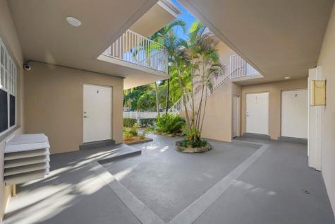 6565 Santona Street Coral Gables FL 33146