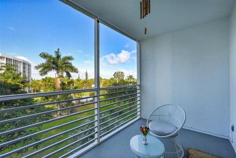 2731 NE 14th Street Causeway Pompano Beach FL 33062