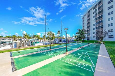 2731 NE 14th Street Causeway Pompano Beach FL 33062