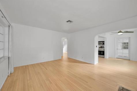 1108 NE 2nd Street Single Fam Fort Lauderdale FL 33301