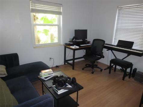 1108 NE 2nd Street Single Fam Fort Lauderdale FL 33301