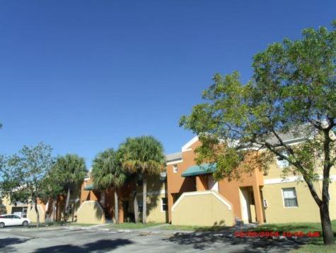 2431 NW 56th Ave#5-204 Lauderhill FL 33313