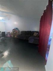 2431 NW 56th Ave#5-204 Lauderhill FL 33313
