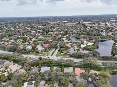 6430 NW 98th Lane Parkland FL 33076
