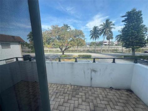230 SW 1st Street Pompano Beach FL 33060