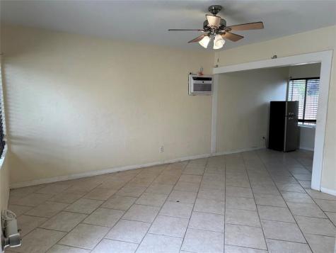 1213-1217 SW 3rd Avenue Dania Beach FL 33004