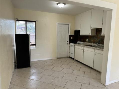 1213-1217 SW 3rd Avenue Dania Beach FL 33004