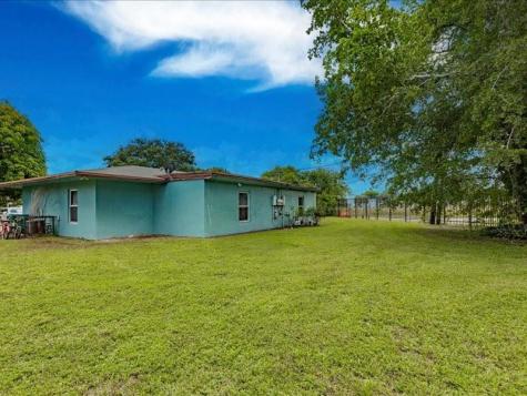 5201 NW 17th Court Lauderhill FL 33313
