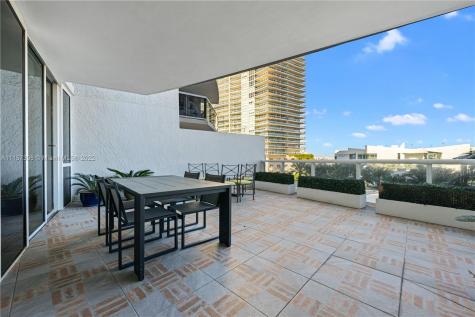 400 Alton Road Miami Beach FL 33139
