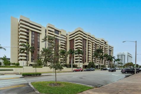 600 Biltmore Way Coral Gables FL 33134