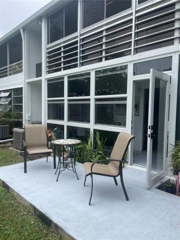 191 Prescott J Deerfield Beach FL 33442