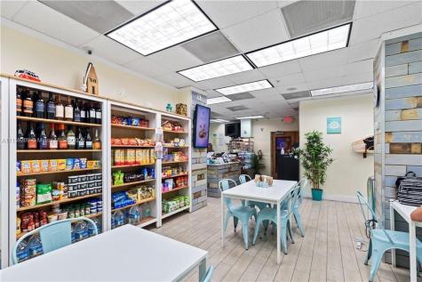 3901 S Ocean Drive Hollywood FL 33019