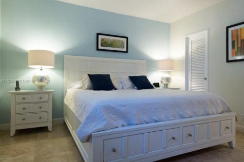 3901 S Ocean Drive Hollywood FL 33019