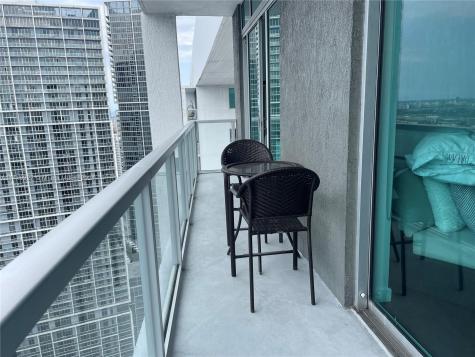 55 SE 6th Street Miami FL 33131