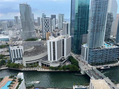 55 SE 6th Street Miami FL 33131