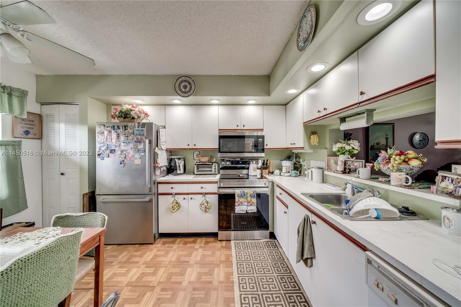 901 SW 128th Avenue Pembroke Pines FL 33027