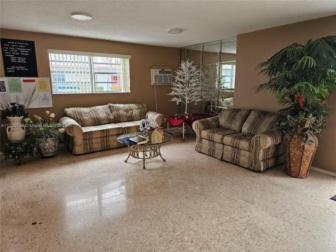 4000 NW 44th Avenue Lauderdale Lakes FL 33319