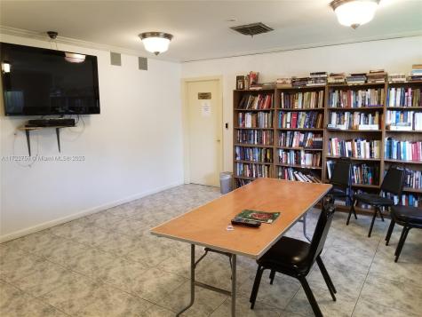 4000 NW 44th Avenue Lauderdale Lakes FL 33319