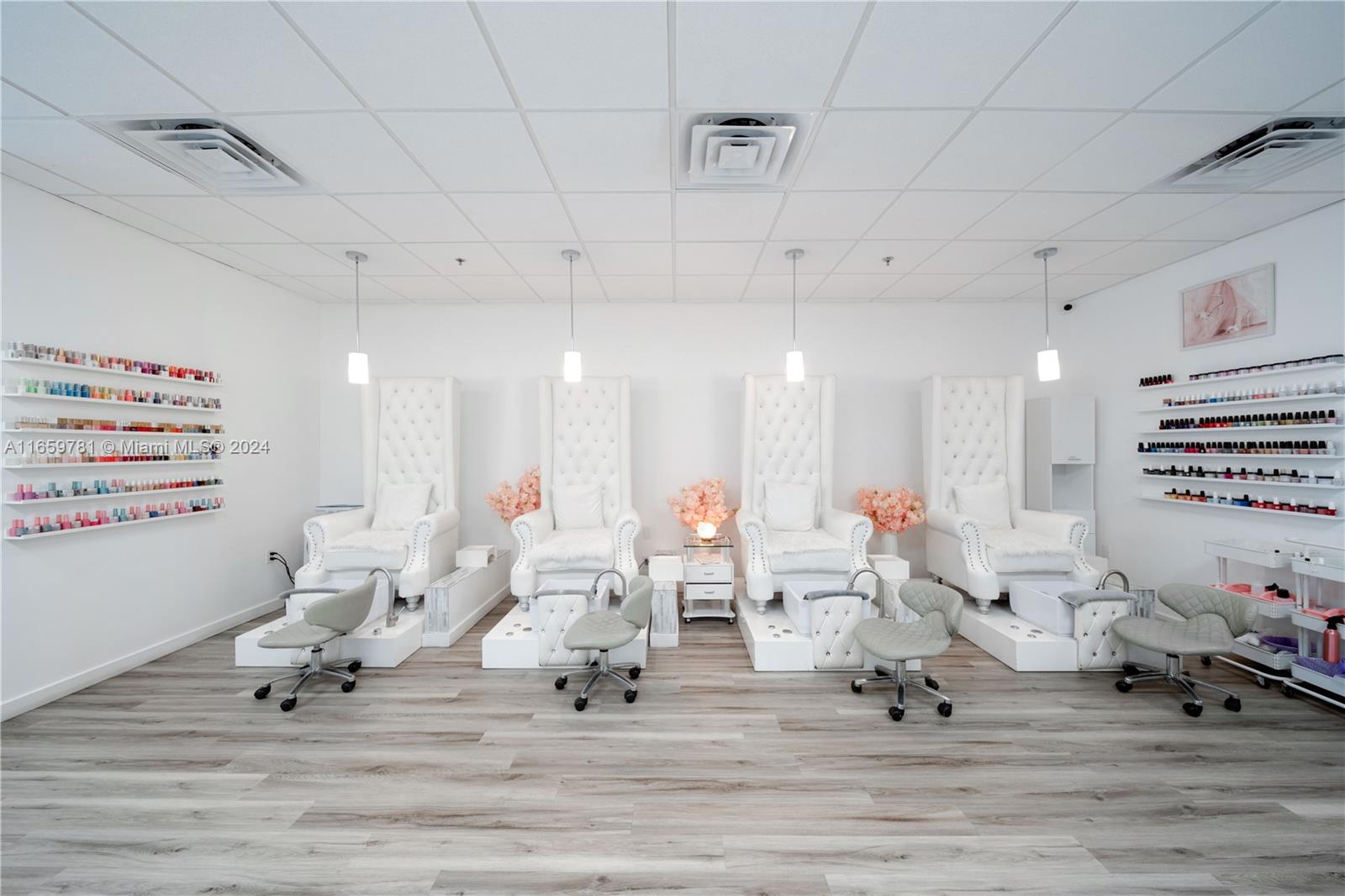 8921 W Oakland Park Boulevard Sunrise FL 33351
