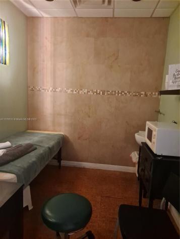4651 N State Road 7 Coral Springs FL 33073
