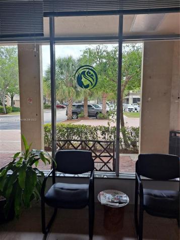 4651 N State Road 7 Coral Springs FL 33073