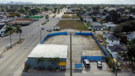 8248 NW 22nd Avenue Miami FL 33147