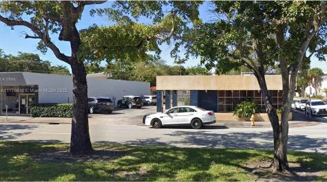 3132 Ponce De Leon Boulevard Coral Gables FL 33134