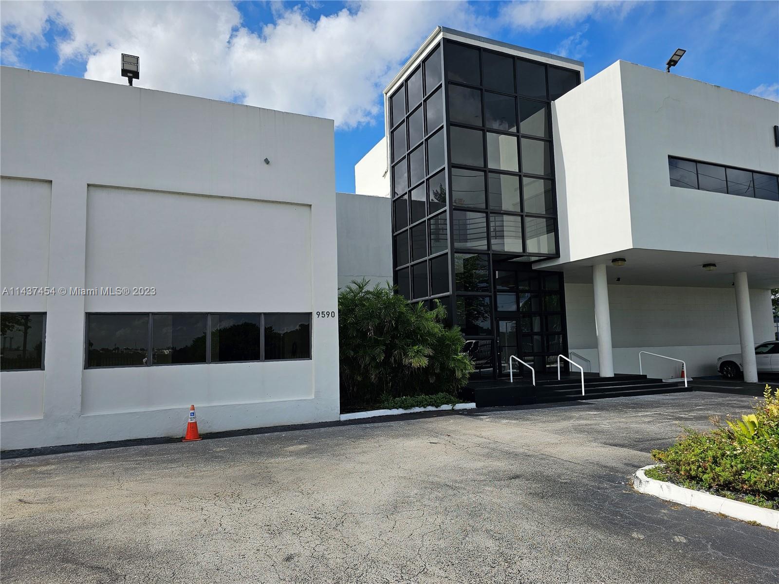9590 NW 25th Street Doral FL 33172