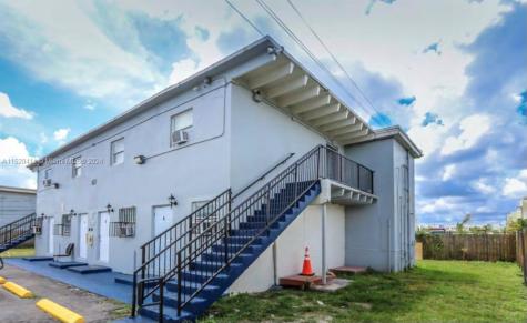 421 NW 12th Street Florida City FL 33034