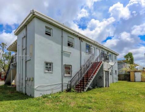 421 NW 12th Street Florida City FL 33034