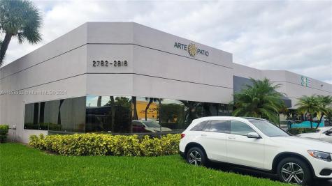 Doral FL 33122