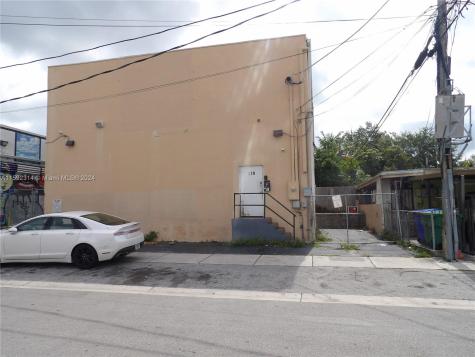 819 SW 10th Avenue Miami FL 33130