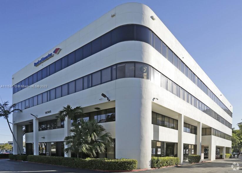 18305 Biscayne Boulevard Aventura FL 33160